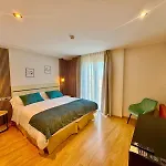 Hotel Diró Ávila