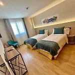 Diró Hotel 3*