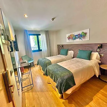 Diro Hotell