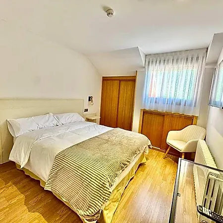 Hotell Diro 3*