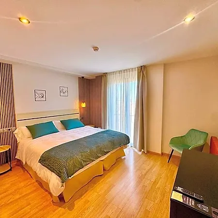 Diro Hotell